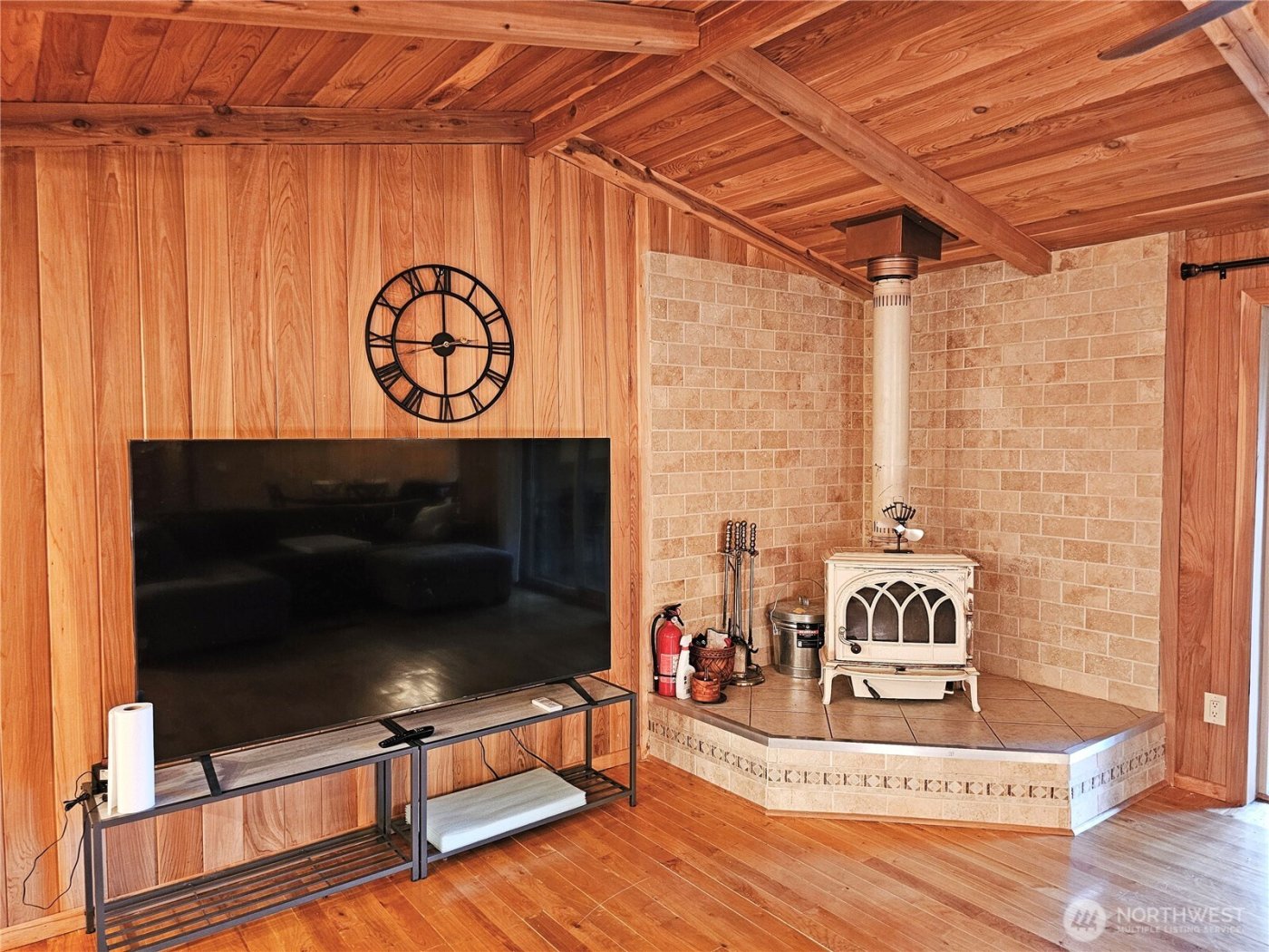 70 Dogwood Lane , Brinnon, WA 98320