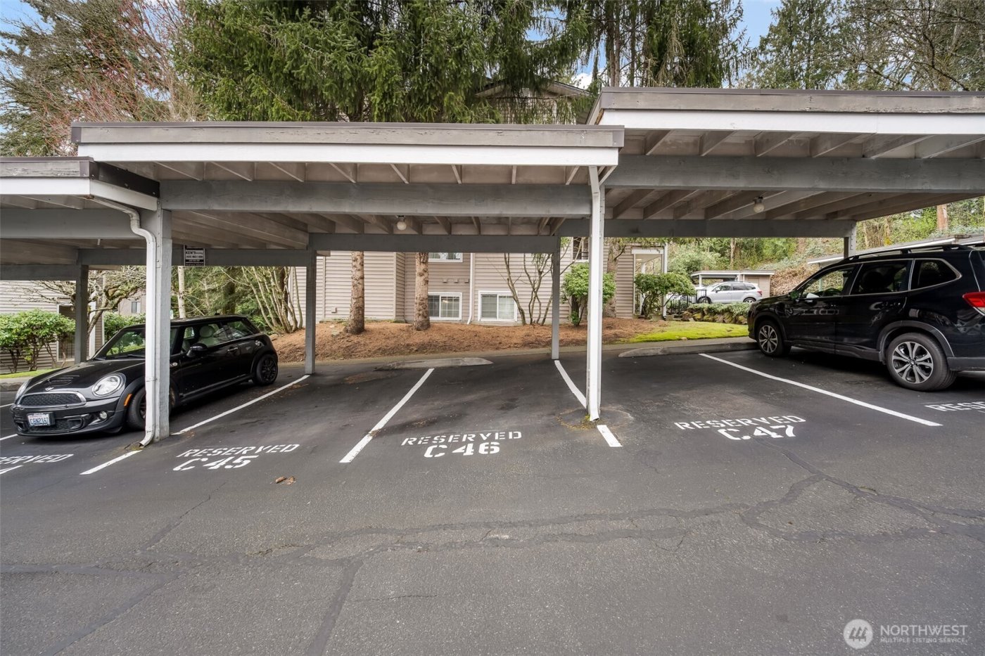 10016 NE 120th Lane #F103, Kirkland, WA 98034