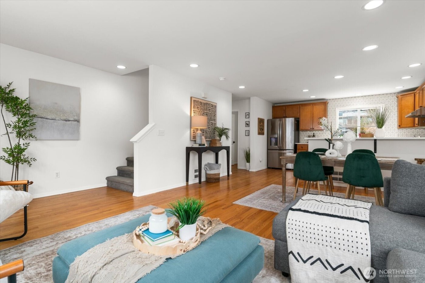 6035 Fauntleroy Way SW #B, Seattle, WA 98136