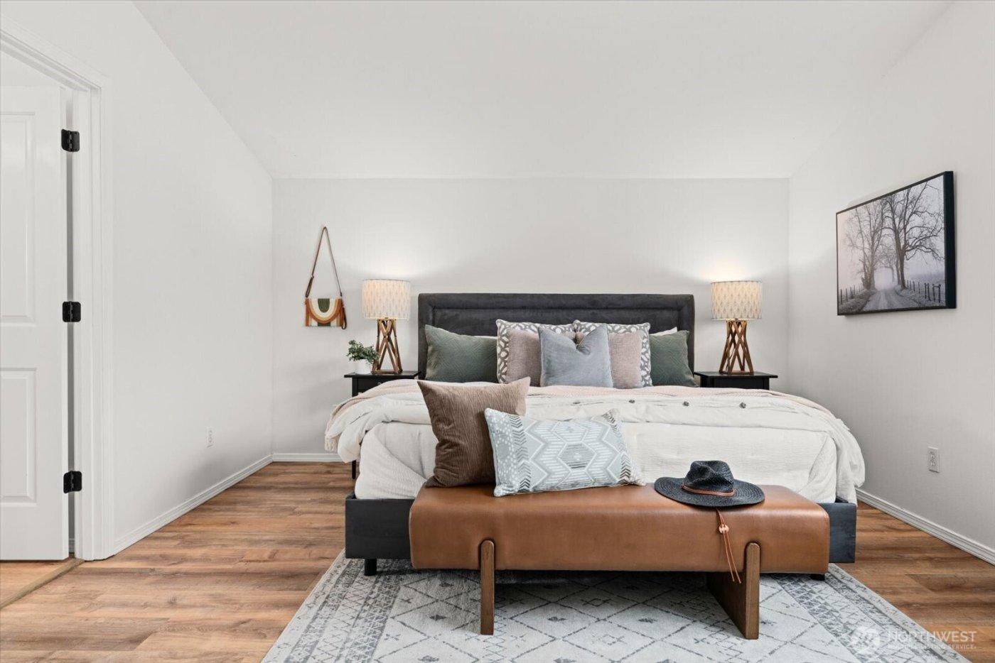 6035 Fauntleroy Way SW #B, Seattle, WA 98136