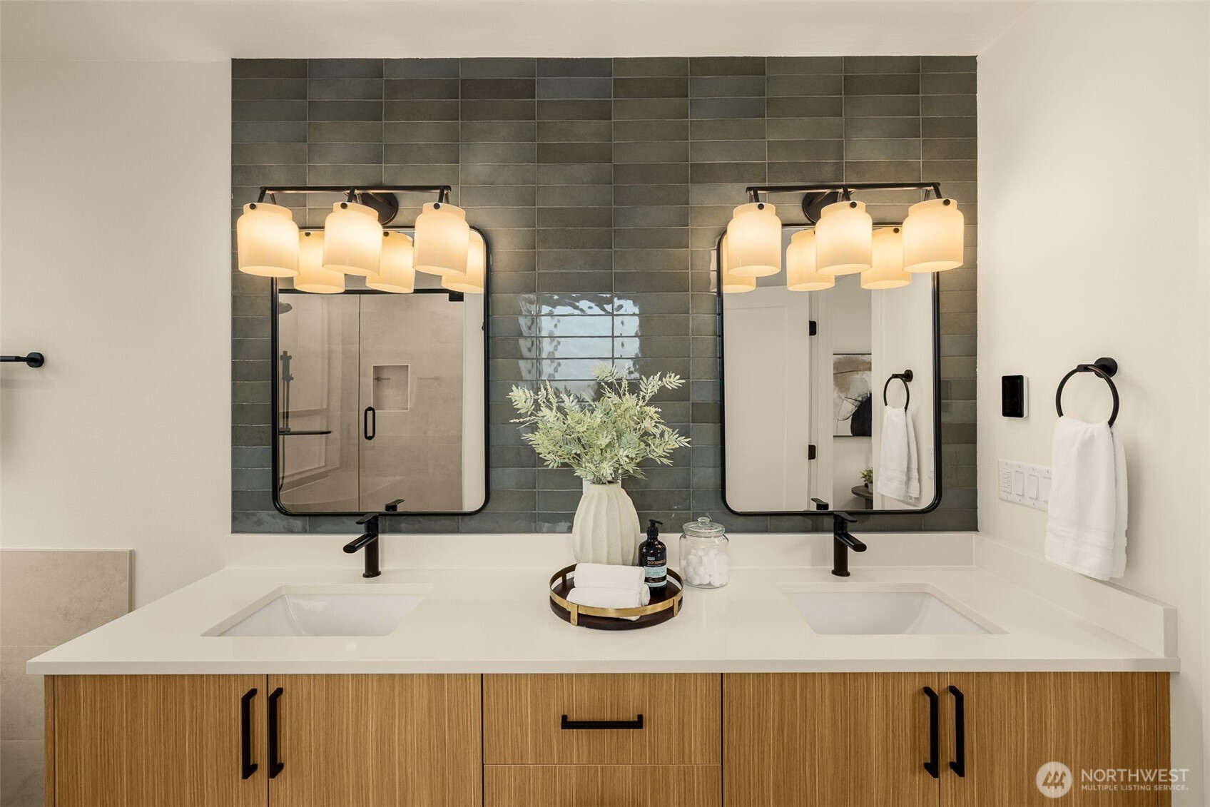 5204 Sand Point Way NE, Seattle, WA 98105