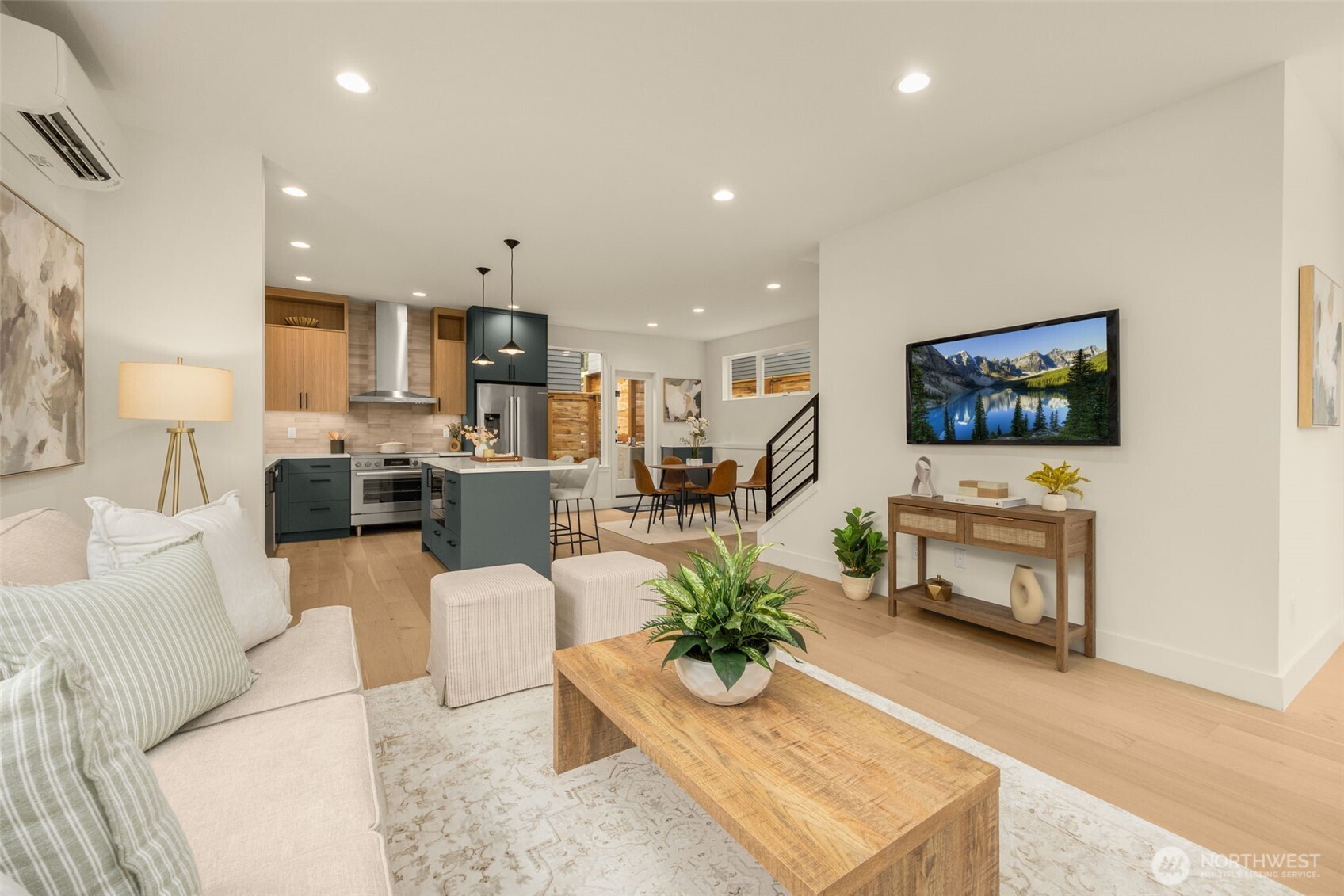 5204 Sand Point Way NE, Seattle, WA 98105