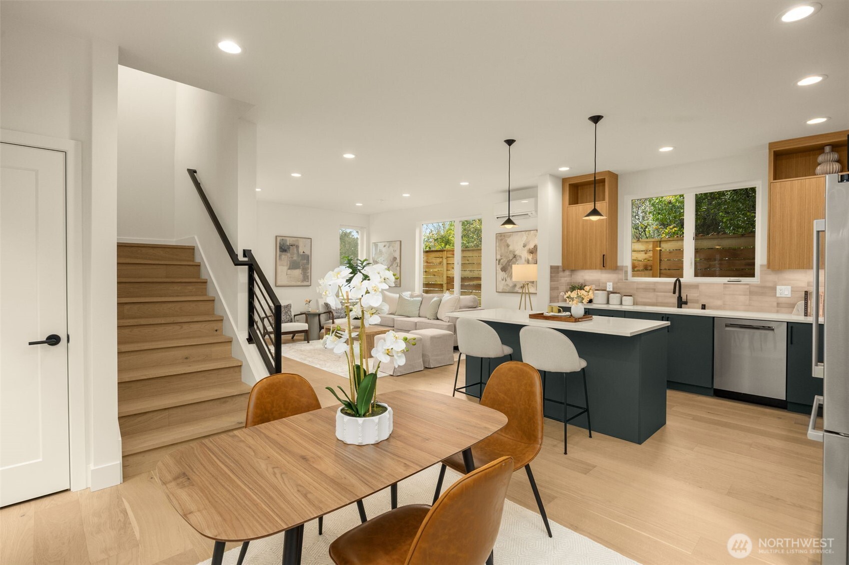 5204 Sand Point Way NE, Seattle, WA 98105