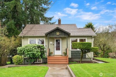 18023 62nd Avenue NE, Kenmore, WA 98028