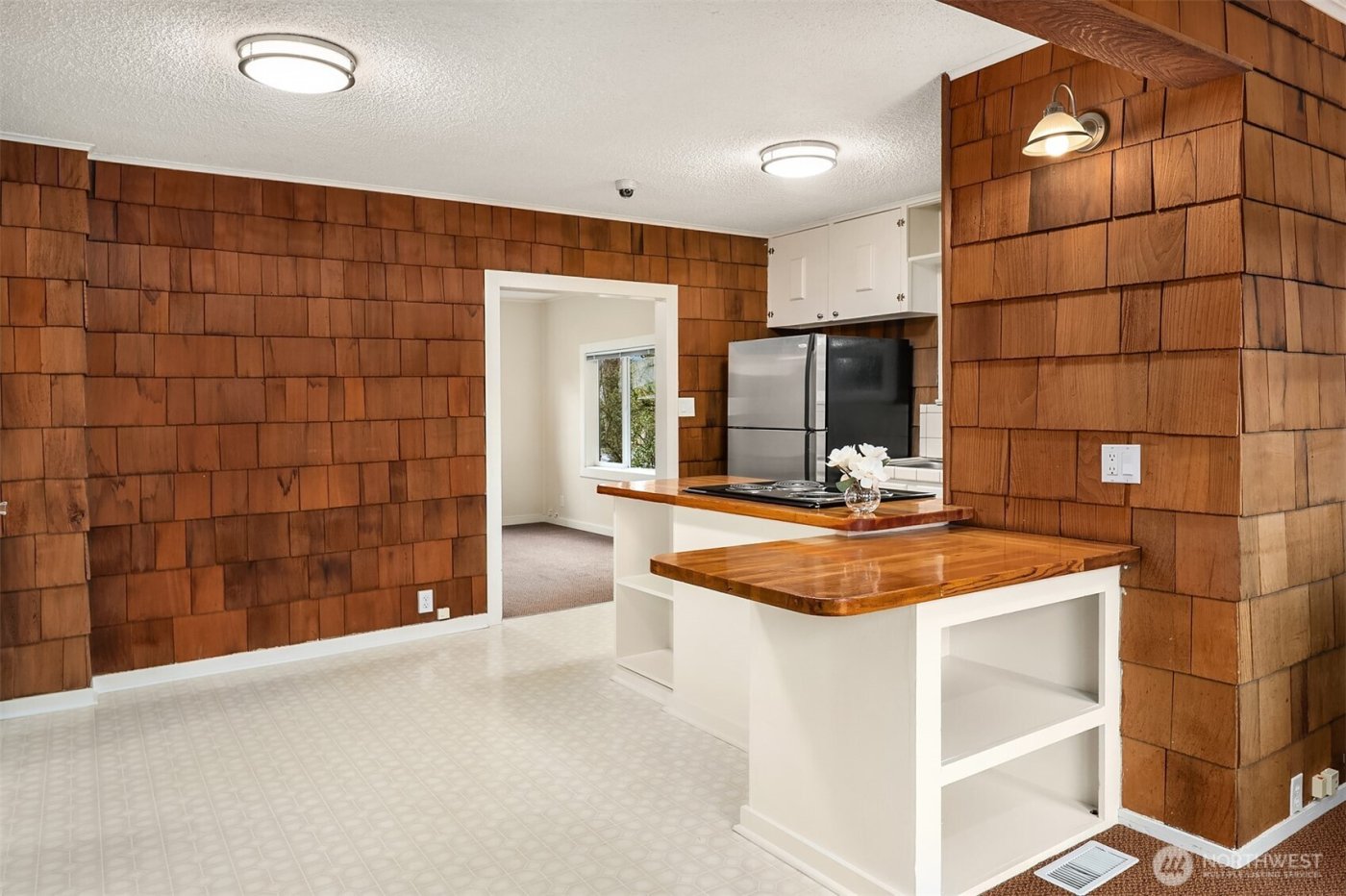 18023 62nd Avenue NE, Kenmore, WA 98028