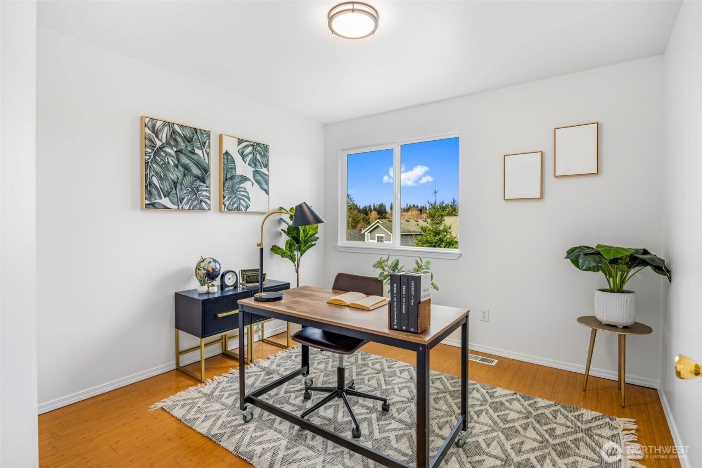 2210 180th Street SW, Lynnwood, WA 98037