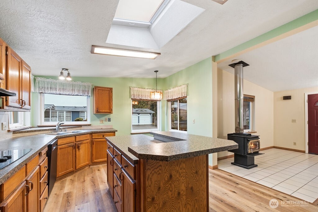 1402 22nd Street NE #546, Auburn, WA 98002