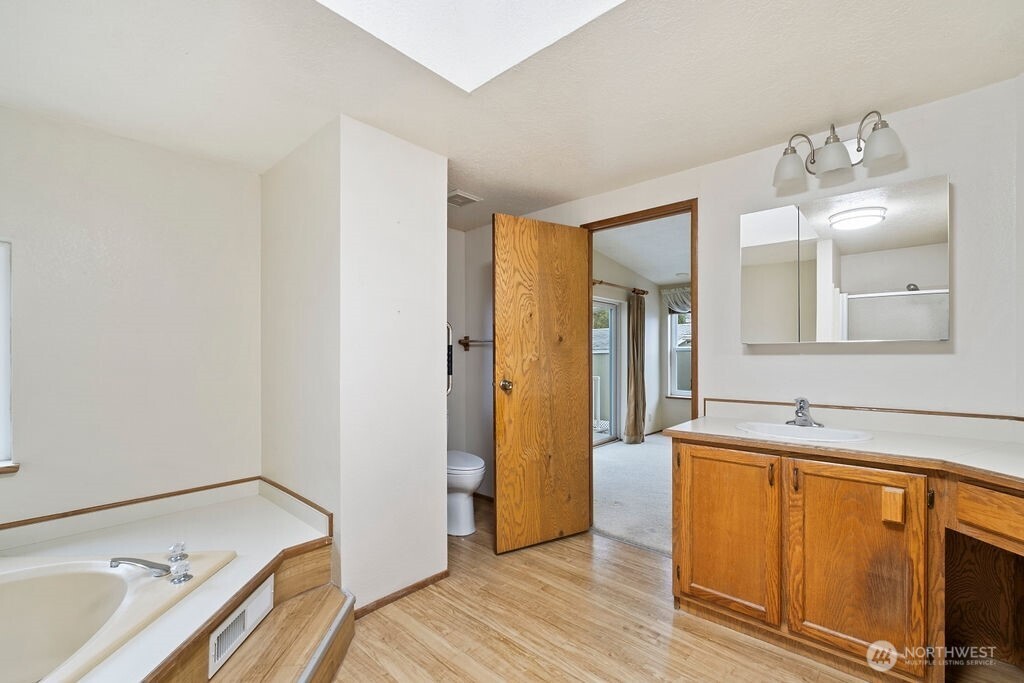 1402 22nd Street NE #546, Auburn, WA 98002