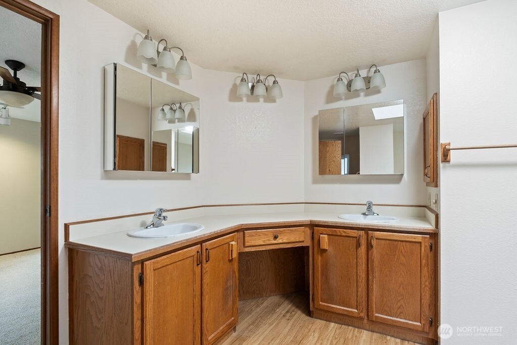 1402 22nd Street NE #546, Auburn, WA 98002