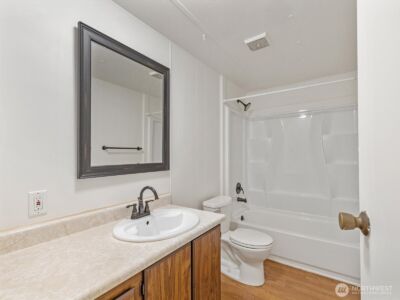 11510 E Riverside Drive #26, Bothell, WA 98011 - Photo 20