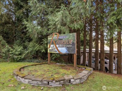 11510 E Riverside Drive #26, Bothell, WA 98011 - Photo 2