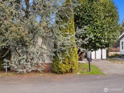 11510 E Riverside Drive #26, Bothell, WA 98011 - Photo 32