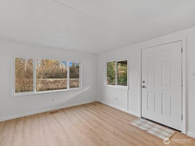 11510 E Riverside Drive #26, Bothell, WA 98011 - Photo 6