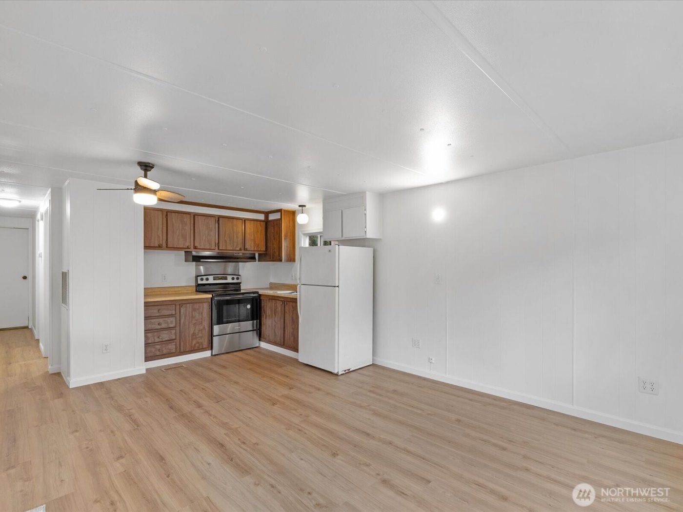 11510 E Riverside Drive #26, Bothell, WA 98011