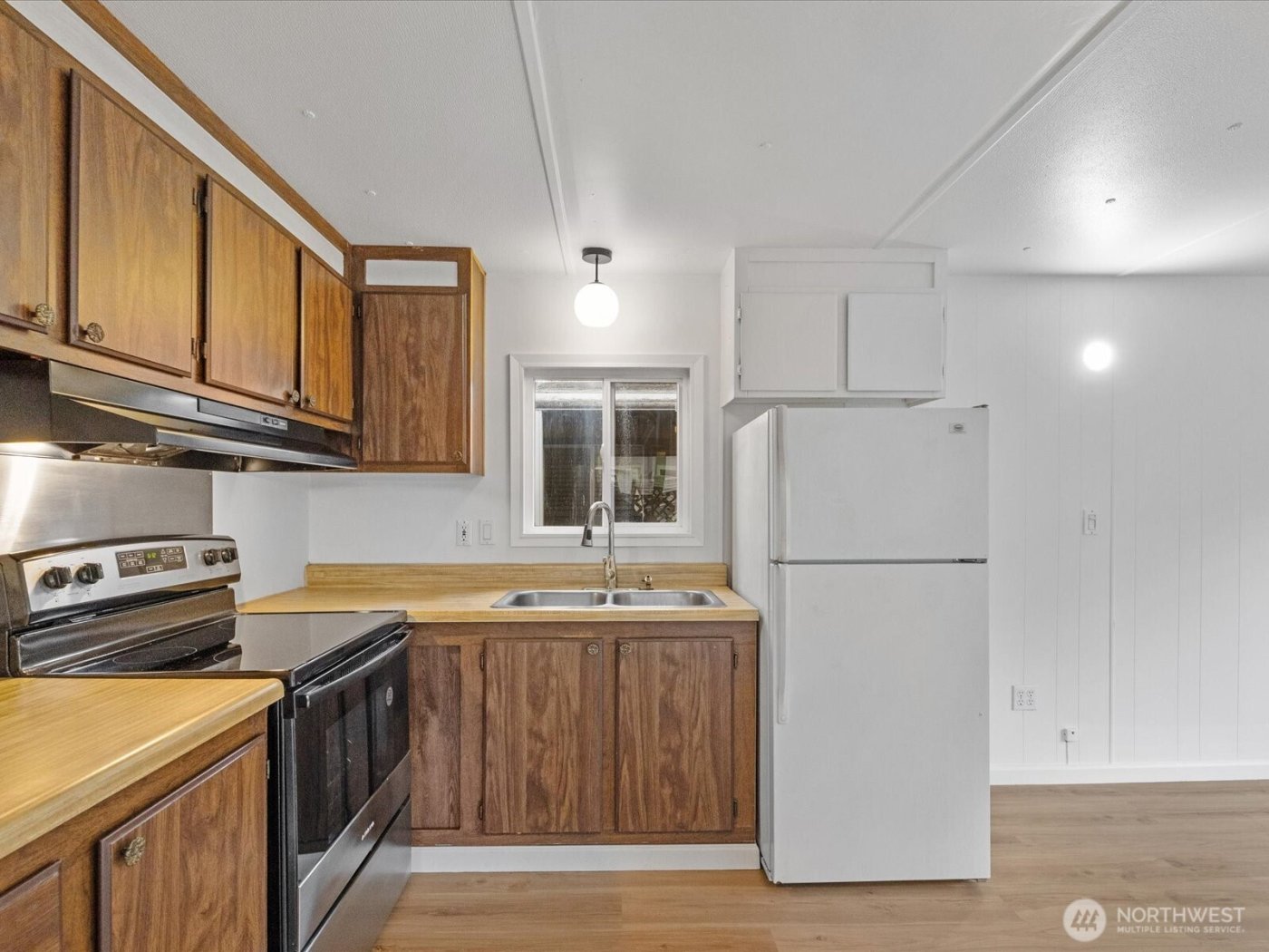 11510 E Riverside Drive #26, Bothell, WA 98011
