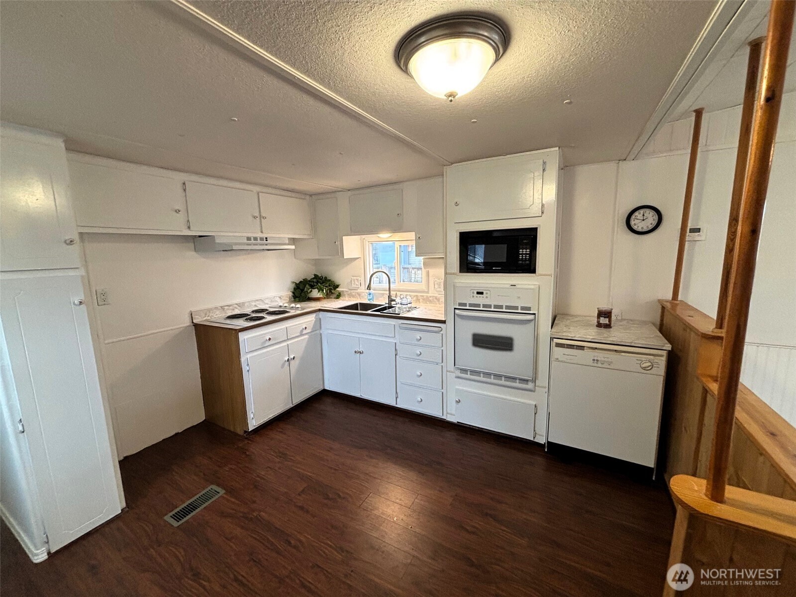 24222 54th Avenue W #57, Mountlake Terrace, WA 98043