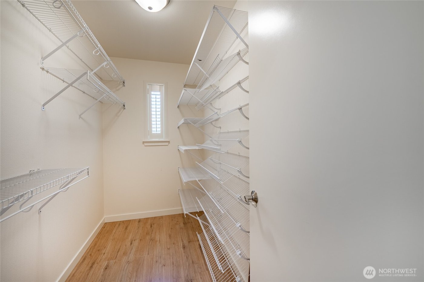 8118 Comox Road , Blaine, WA 98230