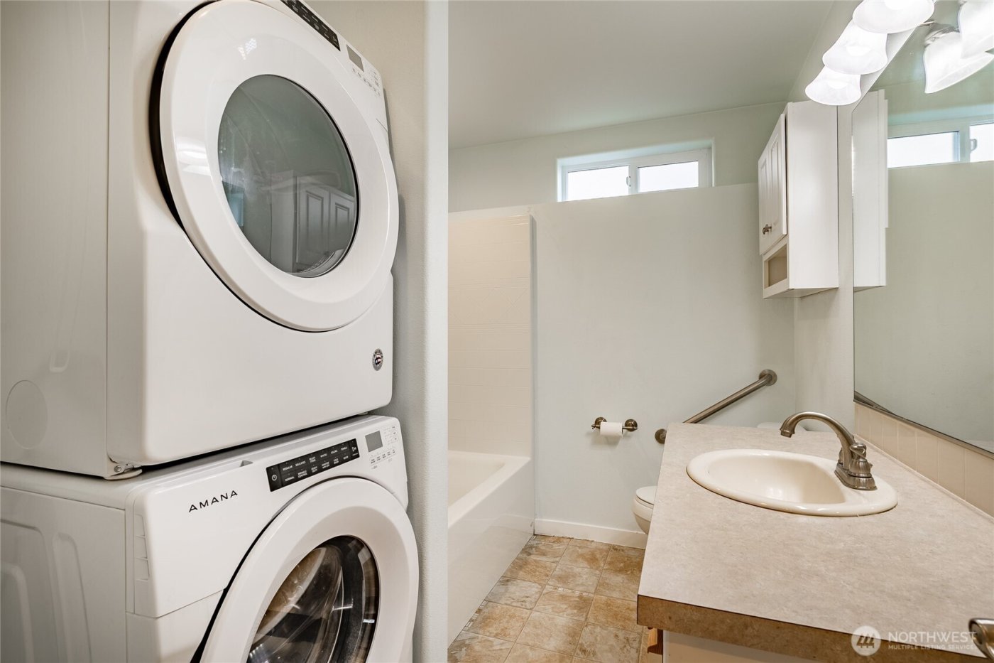 8118 Comox Road , Blaine, WA 98230