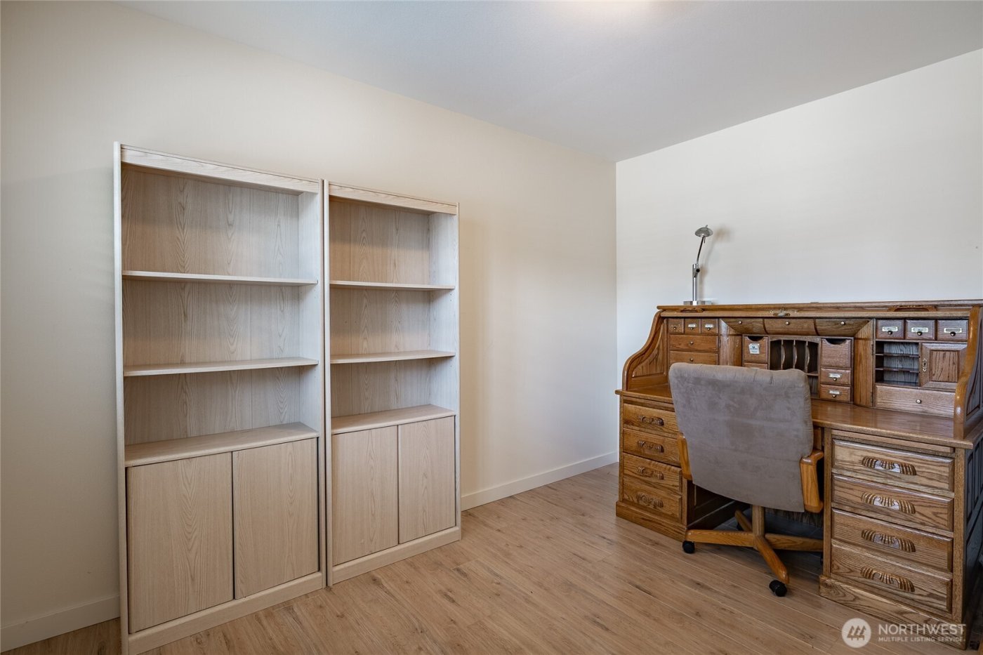 8118 Comox Road , Blaine, WA 98230