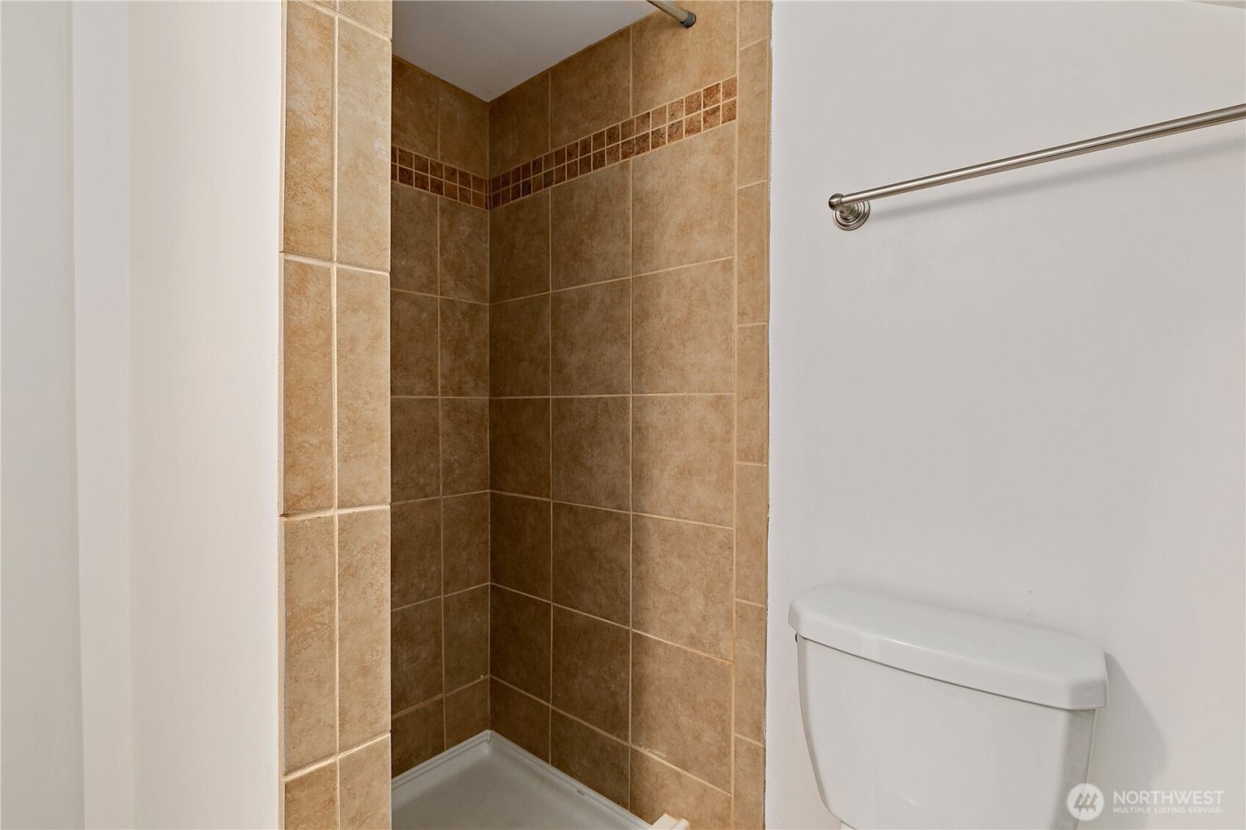 4519 N Gove Street , Tacoma, WA 98407