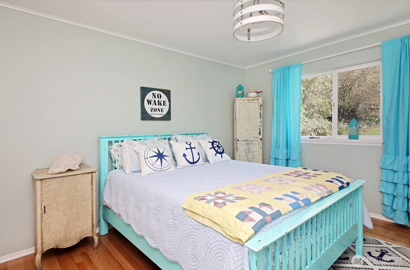 1767 Fircrest Avenue , Coupeville, WA 98239