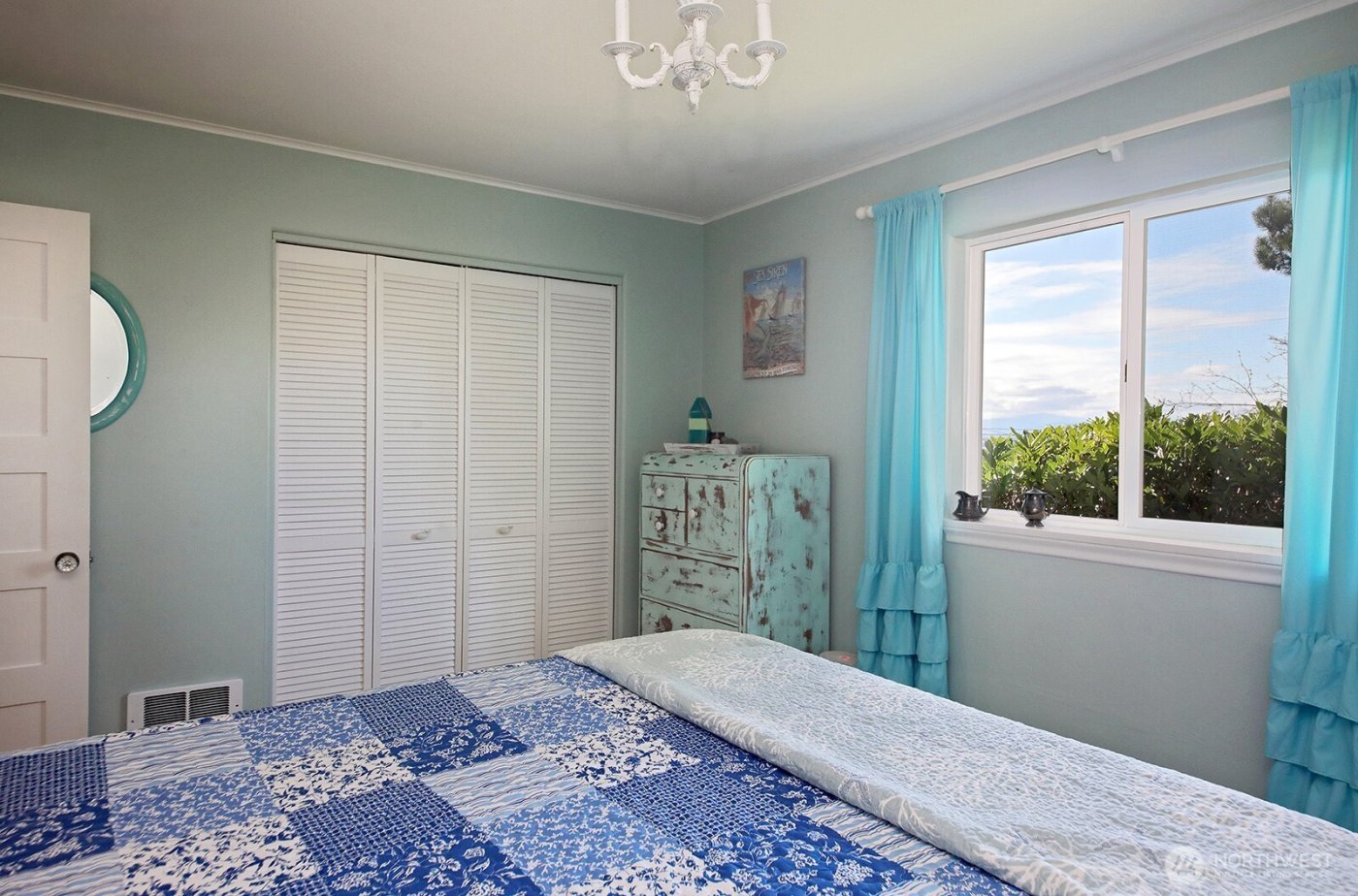 1767 Fircrest Avenue , Coupeville, WA 98239