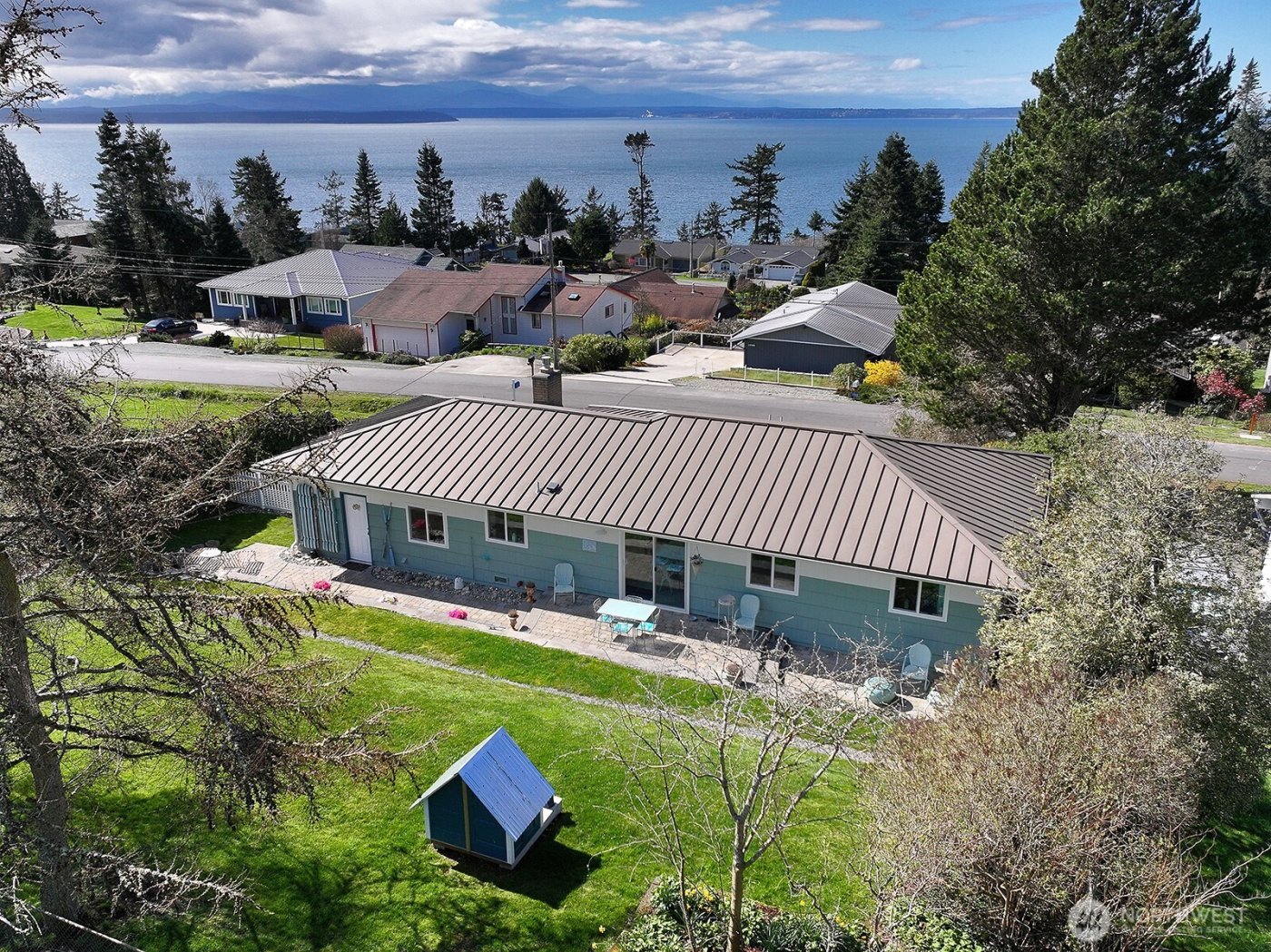 1767 Fircrest Avenue , Coupeville, WA 98239