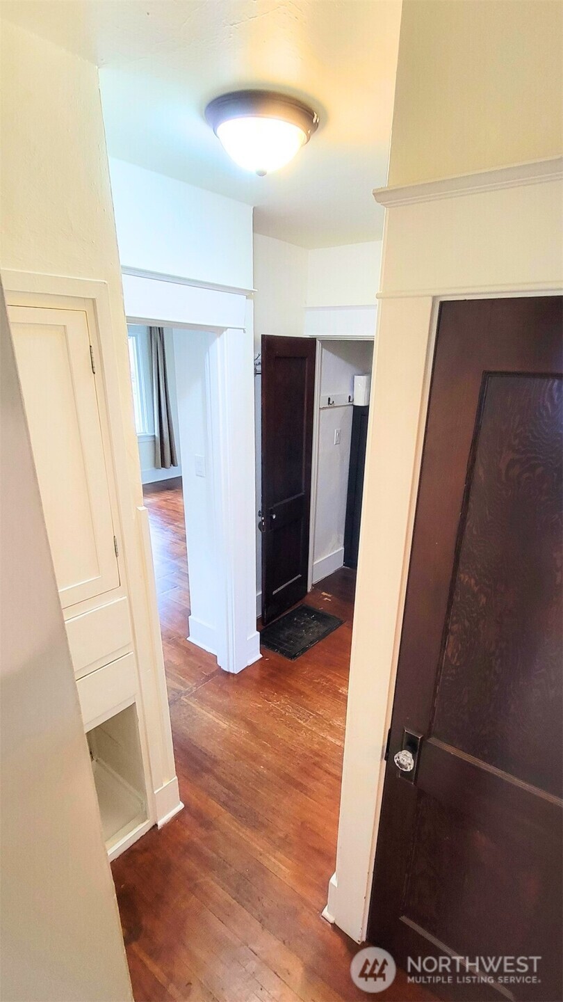 4833 S D Street , Tacoma, WA 98408