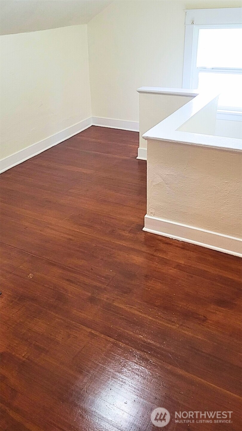 4833 S D Street , Tacoma, WA 98408