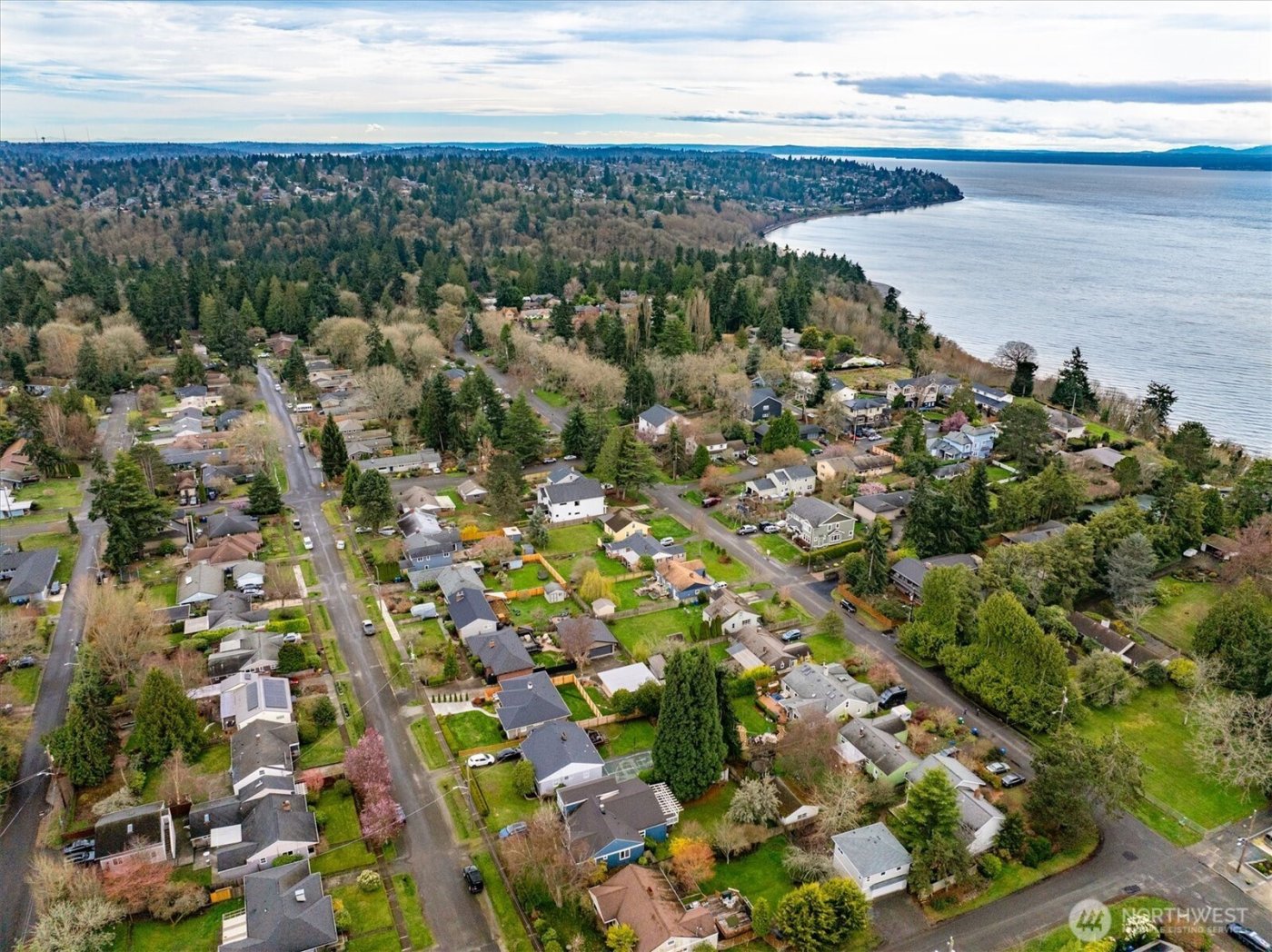 12239 11th Avenue NW, Seattle, WA 98177-4313