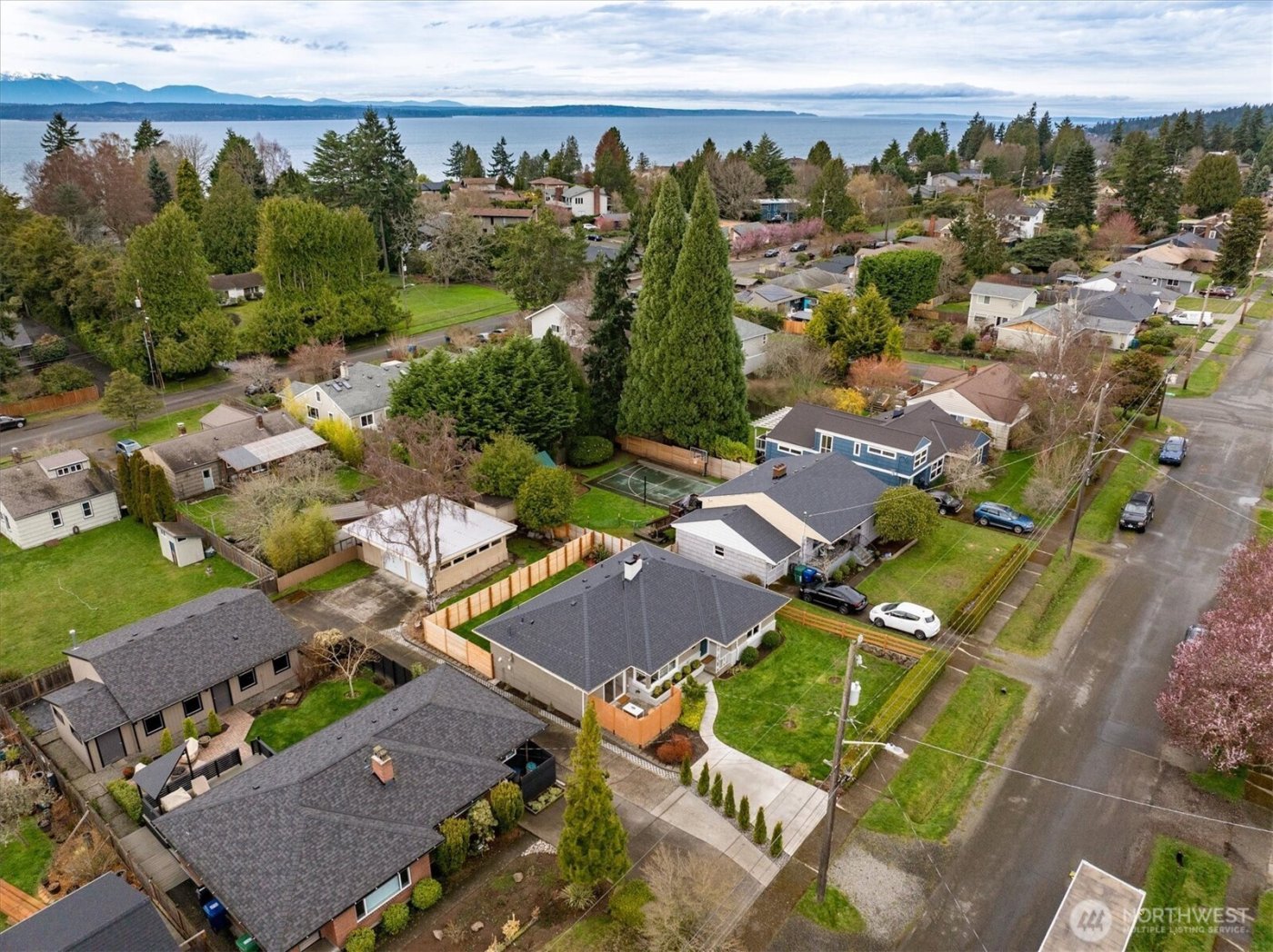 12239 11th Avenue NW, Seattle, WA 98177-4313