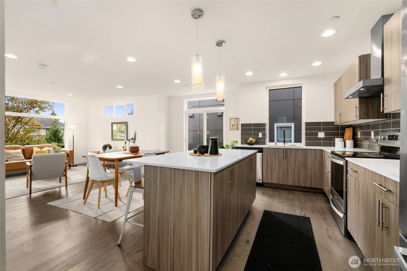 6012 S 127th Lane , Seattle, WA 98178-5183