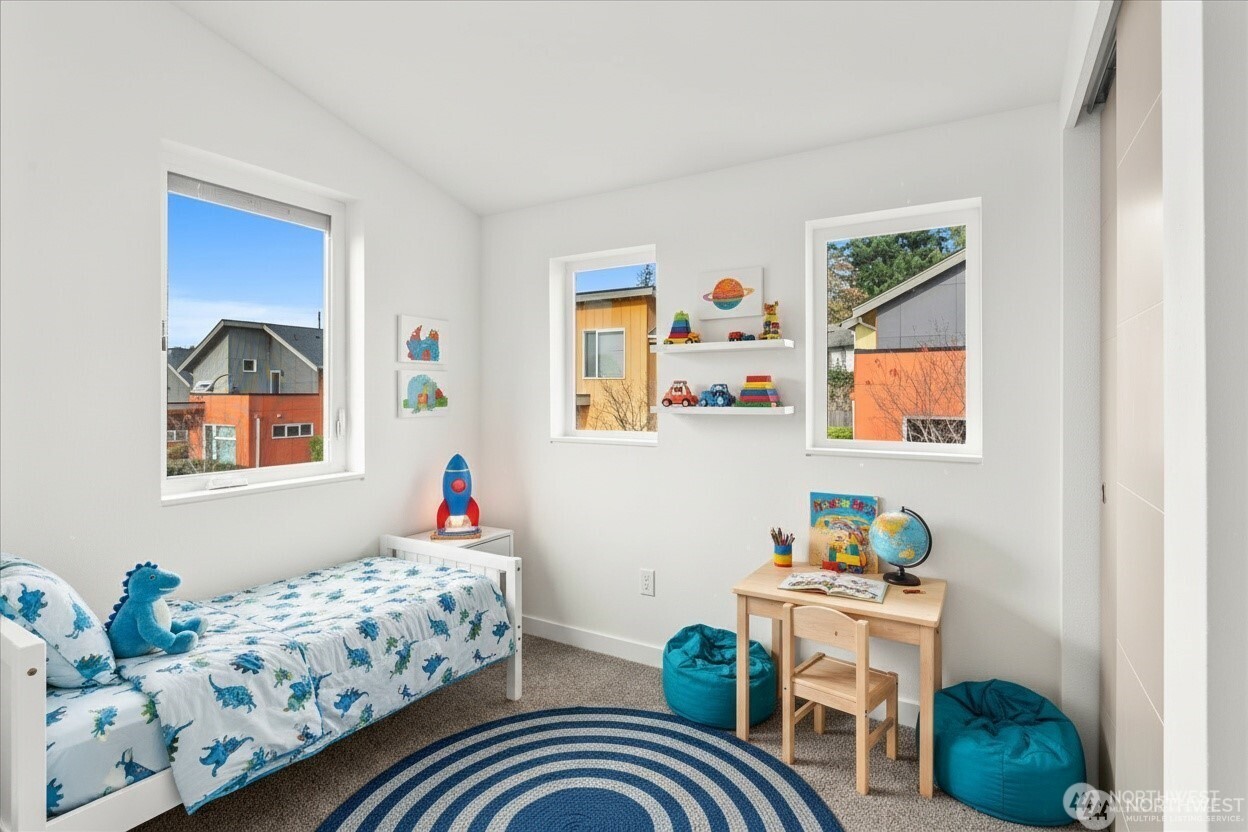 6013 S 127th Lane , Seattle, WA 98178-5183