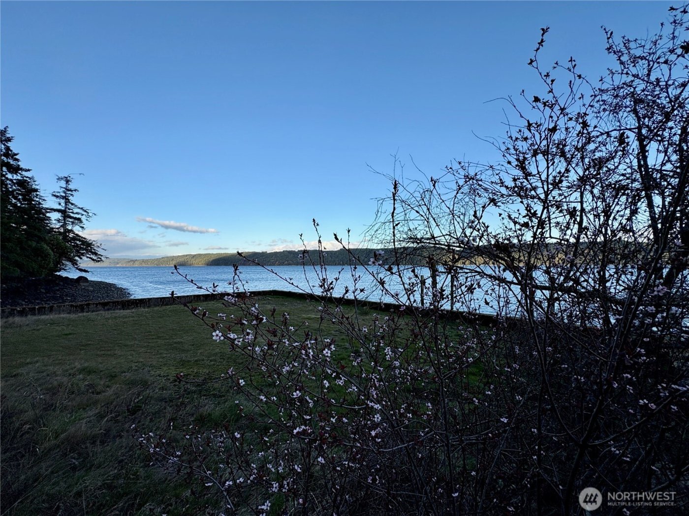 1 N US Highway 101 , Hoodsport, WA 98548