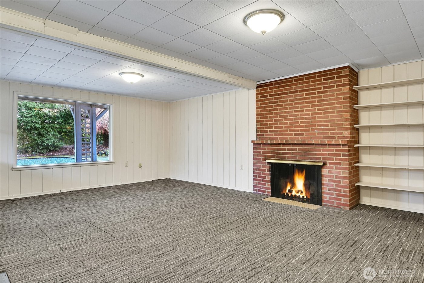 921 Sunset Way , Bellevue, WA 98004