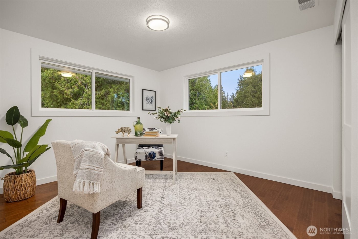 34031 Bonnieview Lane NE, Kingston, WA 98346