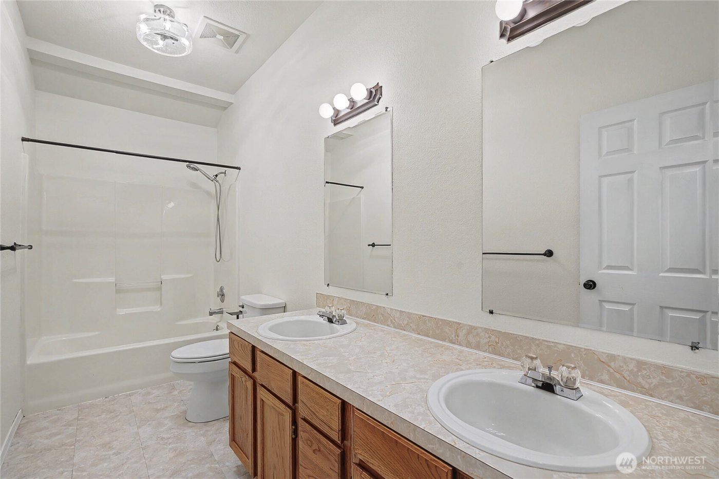 7239 Long Lake Road SE, Port Orchard, WA 98367