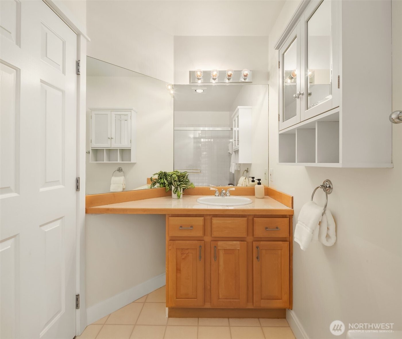 10007 NE 37th Court , Kirkland, WA 98033