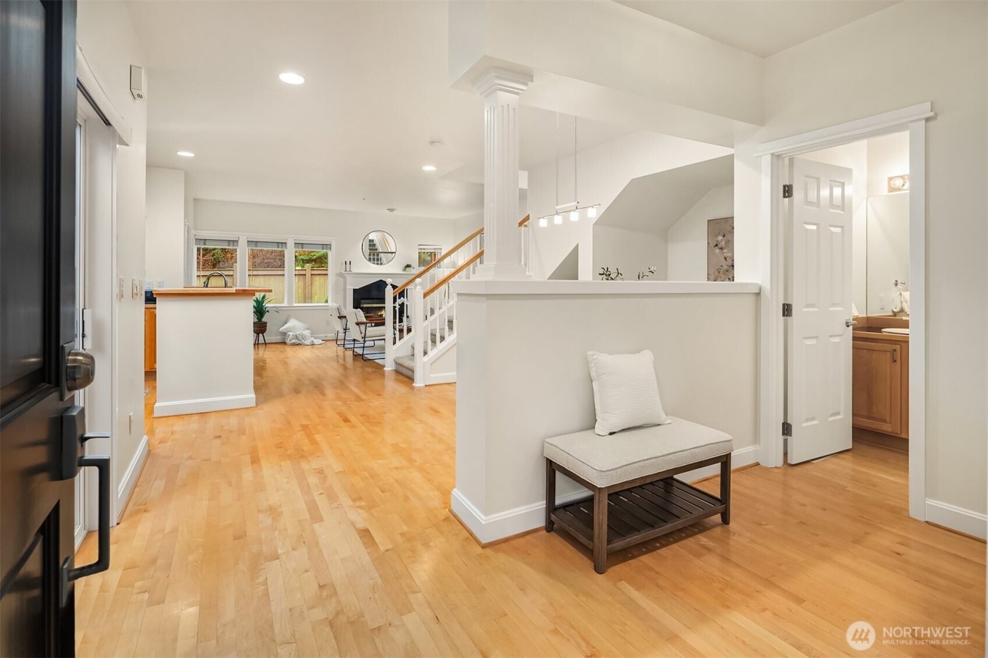 10007 NE 37th Court , Kirkland, WA 98033