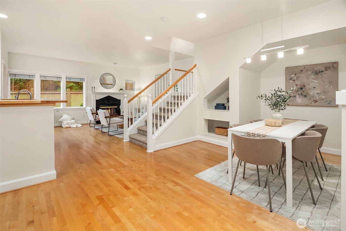 10007 NE 37th Court , Kirkland, WA 98033