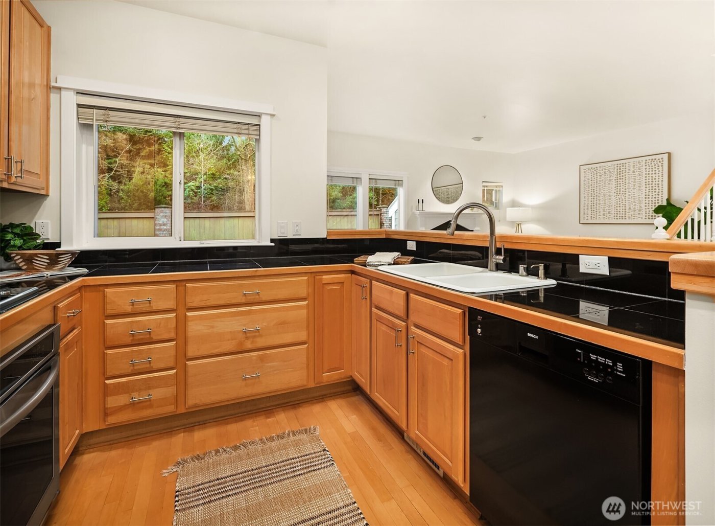 10007 NE 37th Court , Kirkland, WA 98033