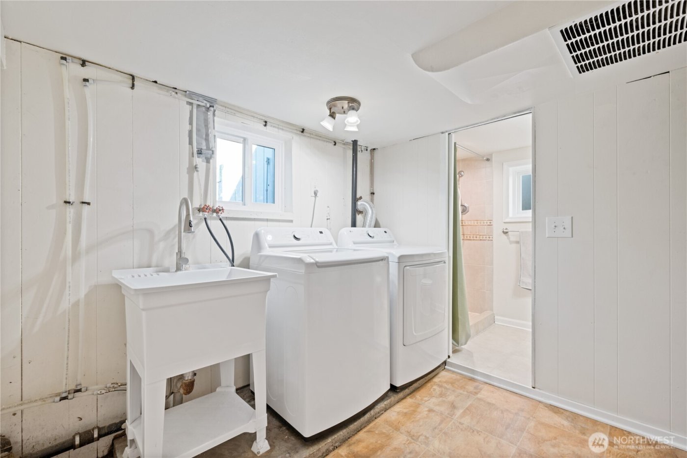 2824 Garfield Street , Longview, WA 98632