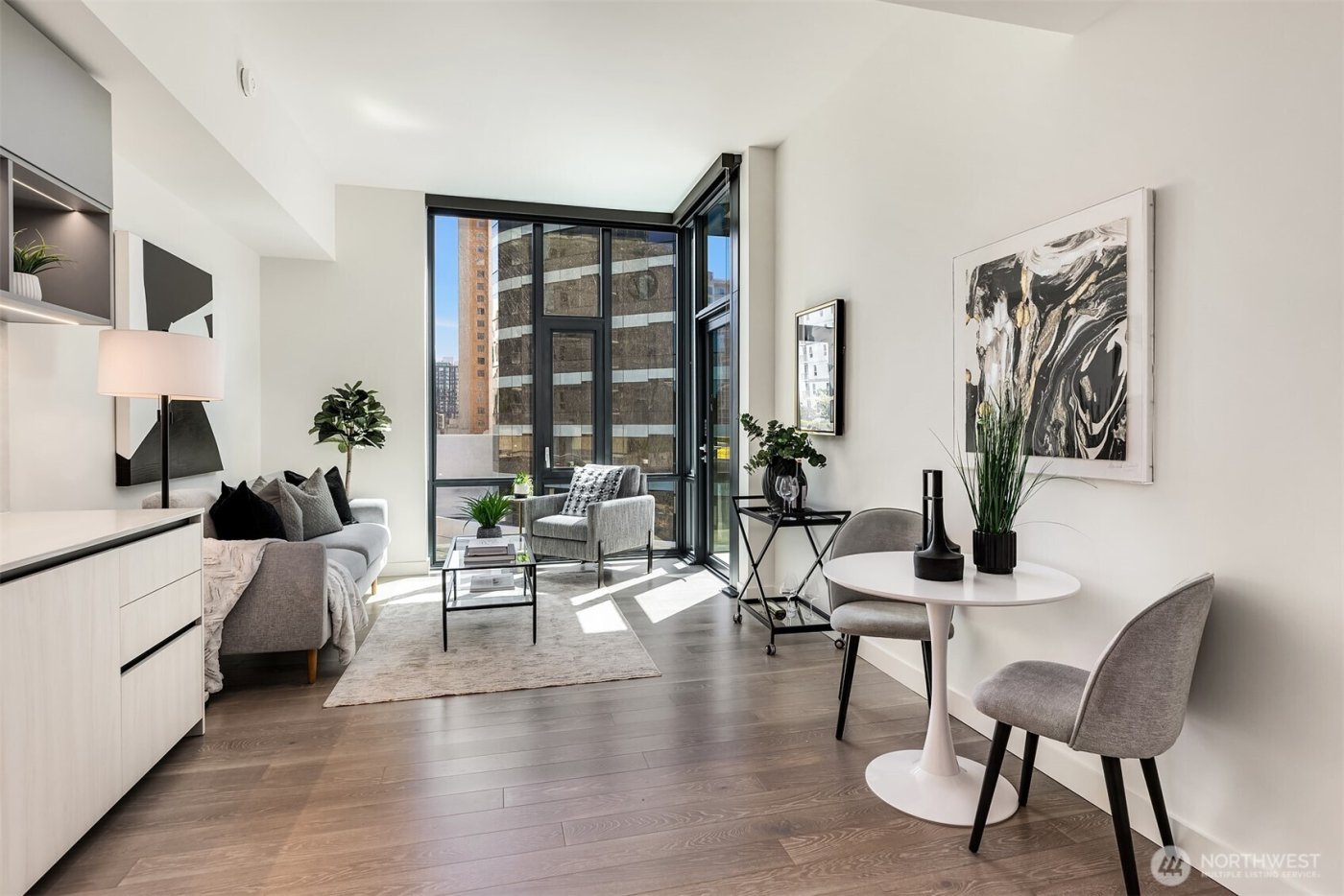 889 103rd Avenue #410, Bellevue, WA 98004