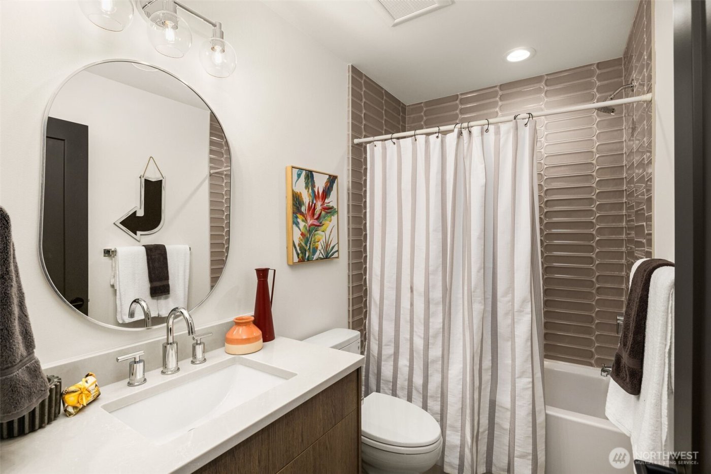 113 24th Avenue E #B, Seattle, WA 98112