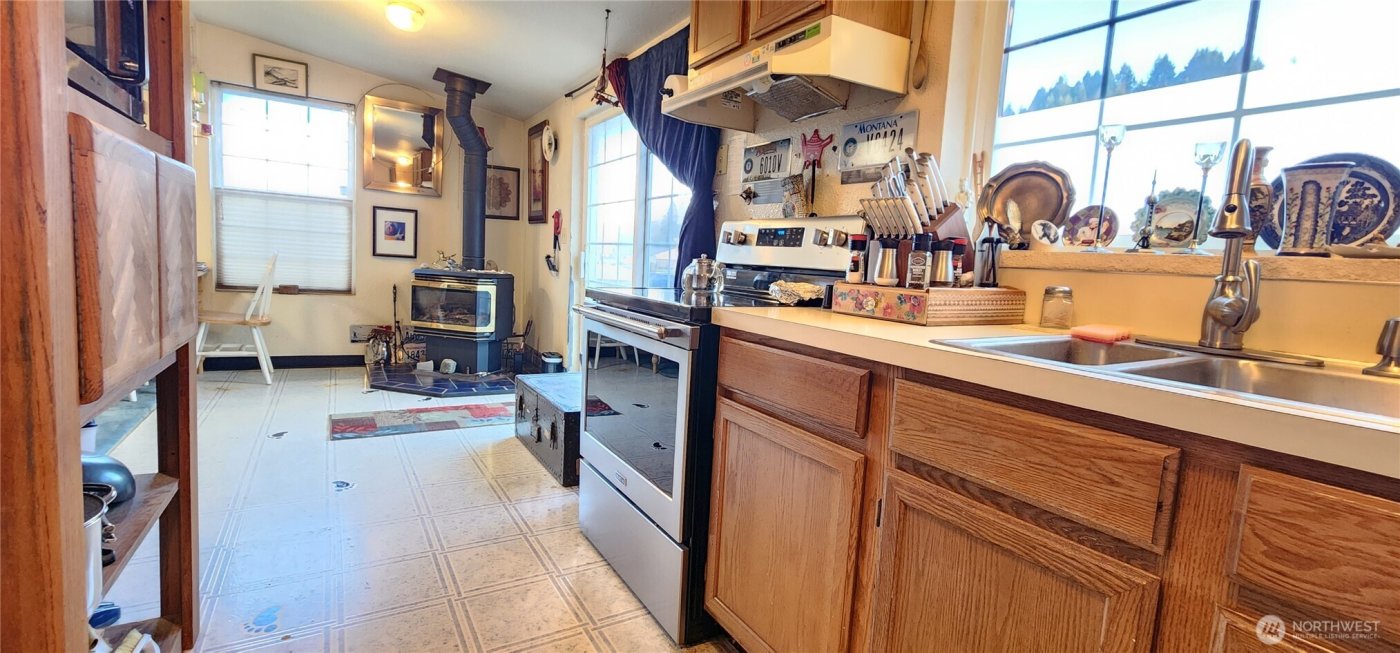 5211 W Skokomish Valley Road , Shelton, WA 98584