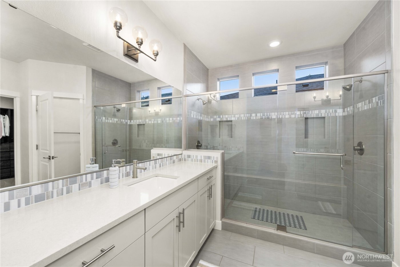 5311 Waldron Drive NE, Olympia, WA 98516