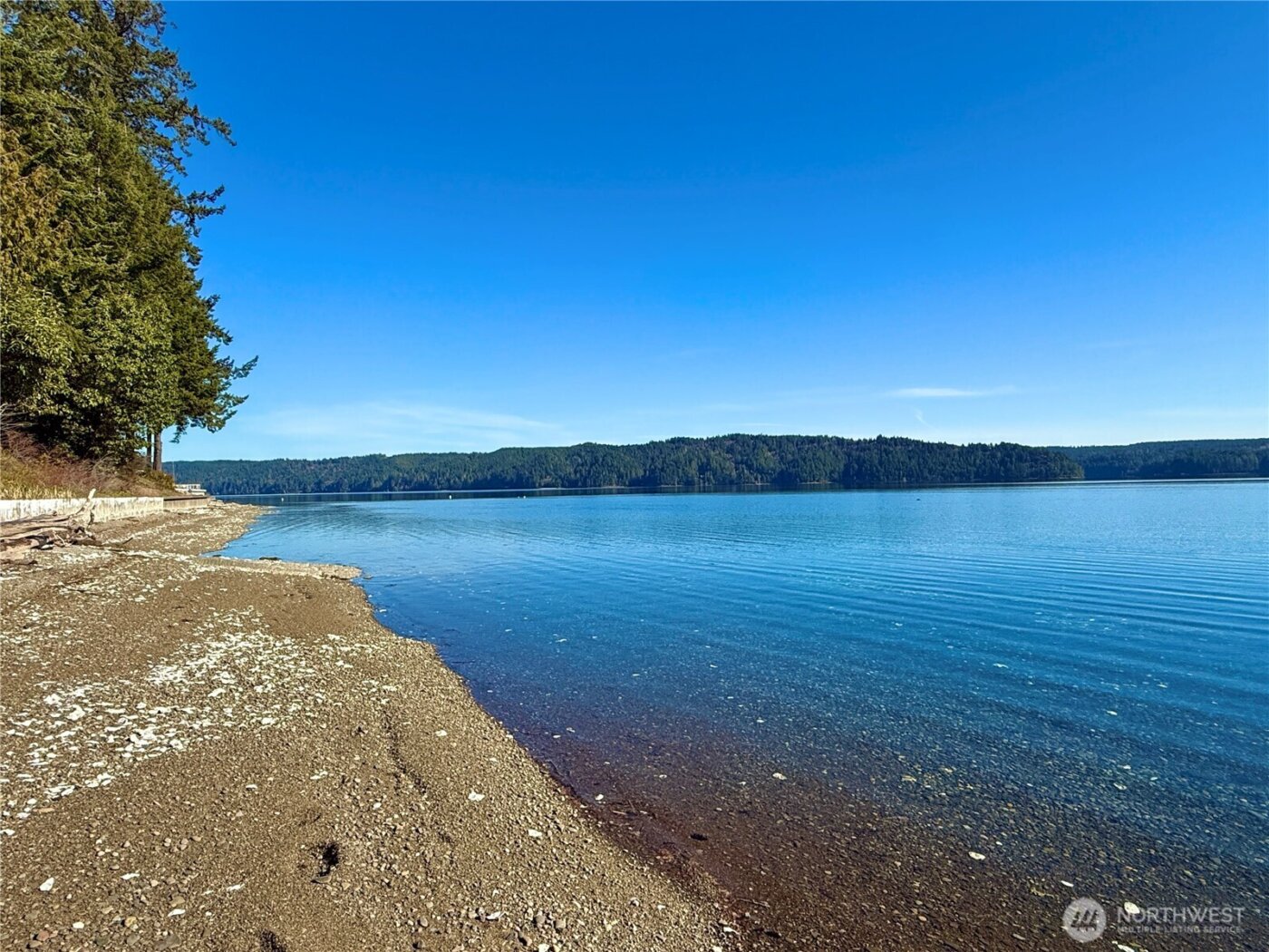 63 Devereaux Drive , Lilliwaup, WA 98555