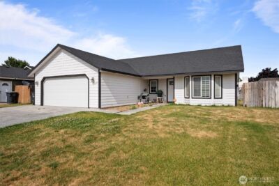 620 N Larkspur , Othello, WA 99344 - Photo 3