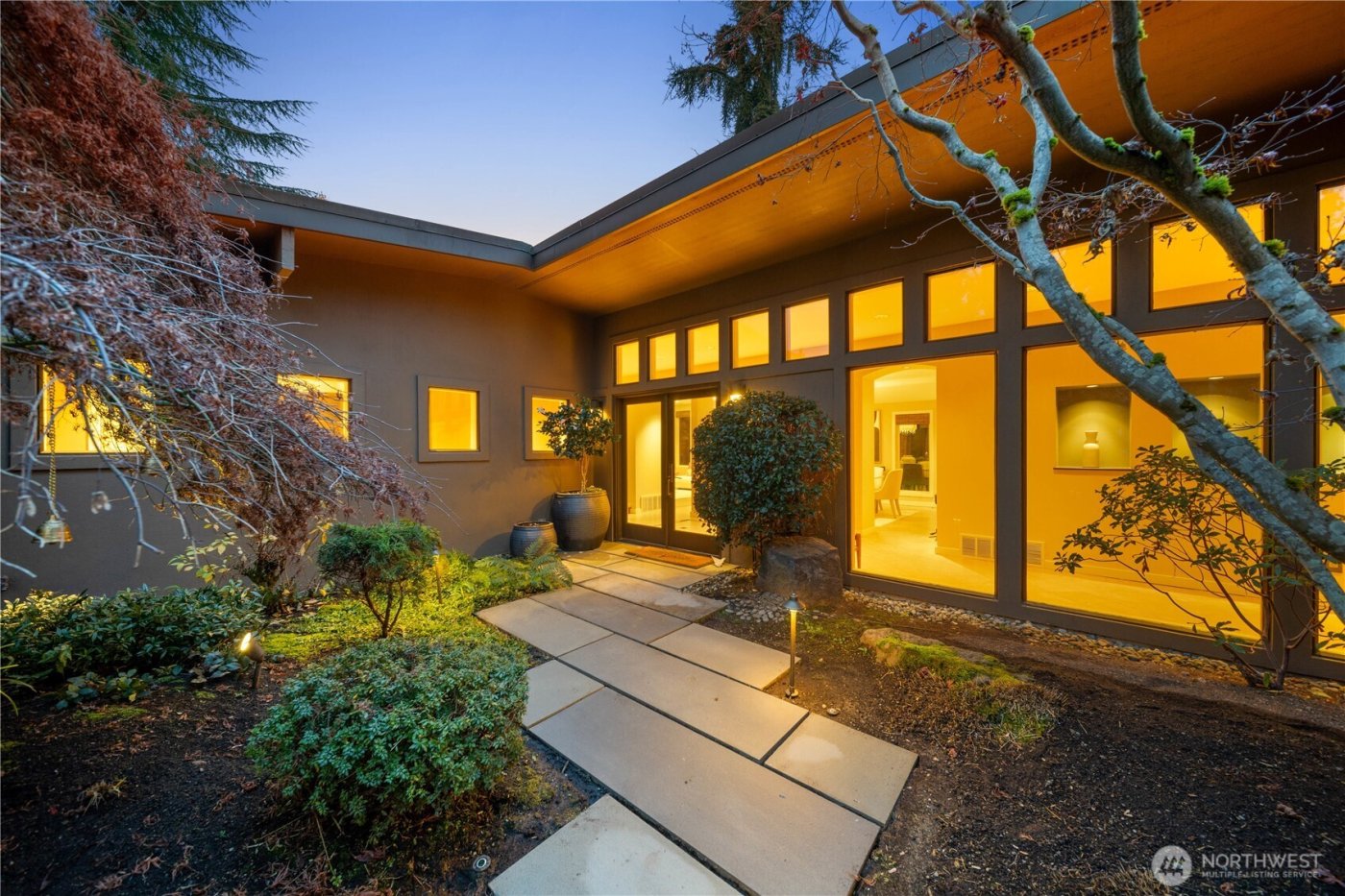 3215 78th Place NE, Medina, WA 98039