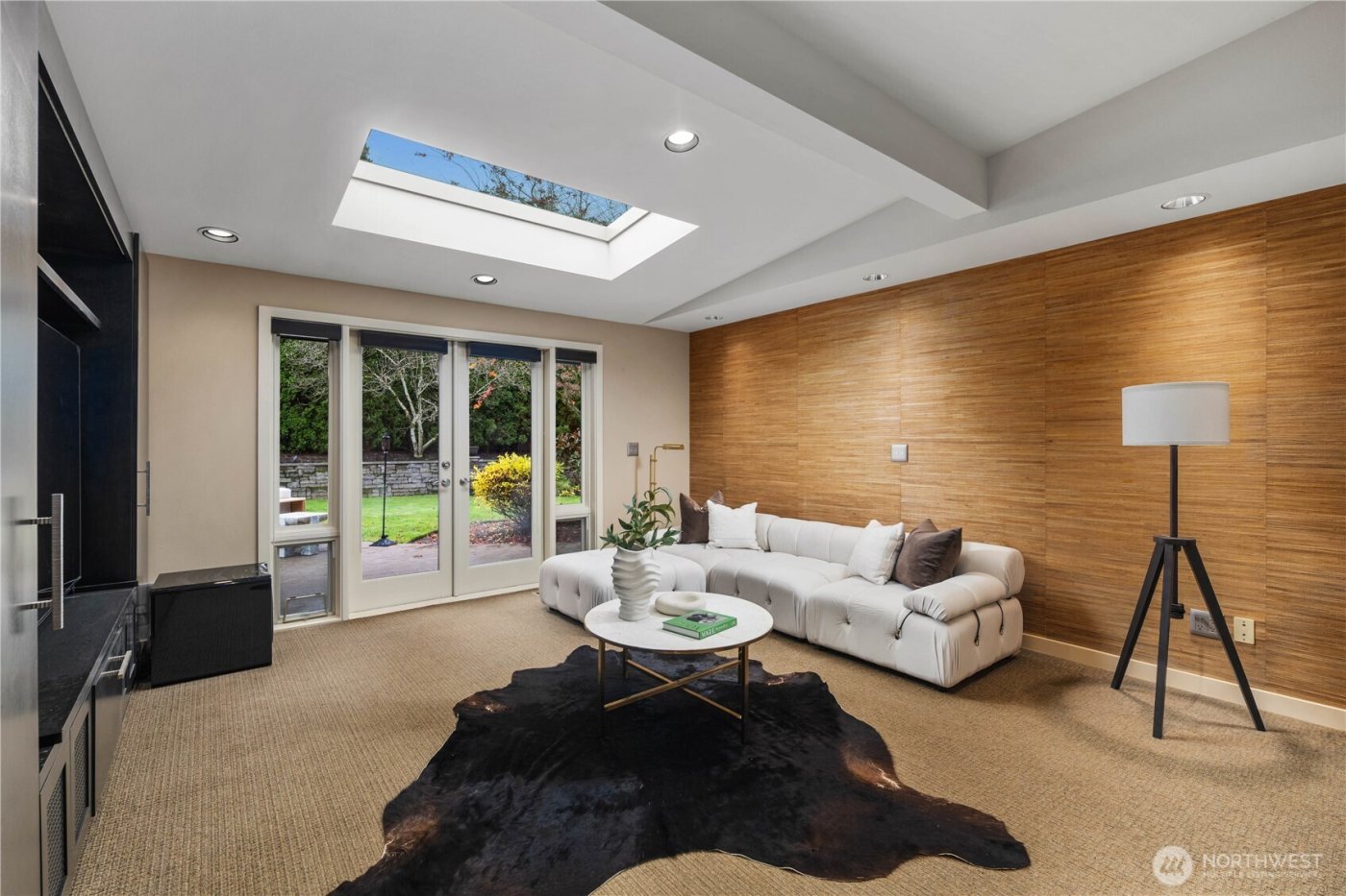 3215 78th Place NE, Medina, WA 98039